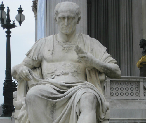 Статуя Цицерона